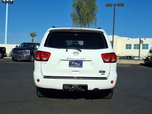 2017 Toyota Sequoia SR5