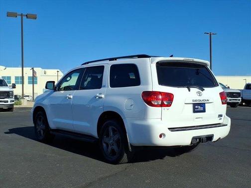 2017 Toyota Sequoia SR5