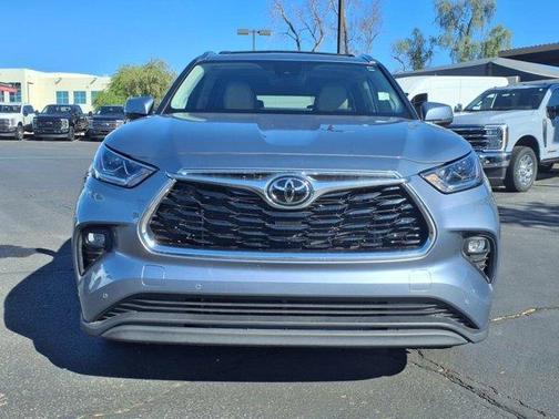 2023 Toyota Highlander Limited