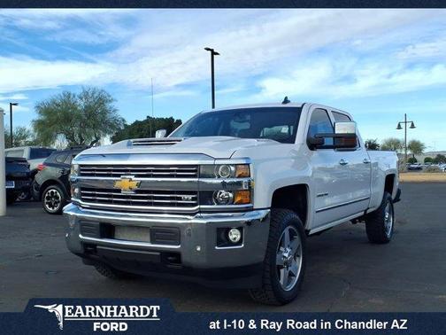 Iridescent Pearl Tricoat 2019 Chevrolet Silverado 2500 LTZ Truck