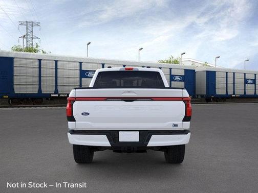 2025 Ford F-150 Lightning LARIAT