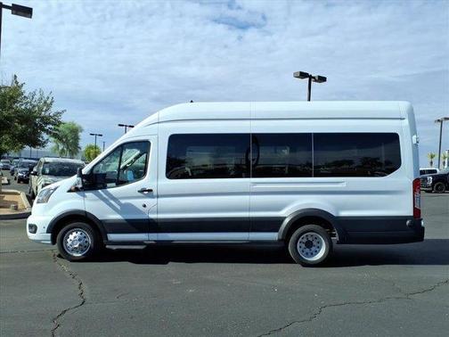 2024 Ford Transit-350 XLT