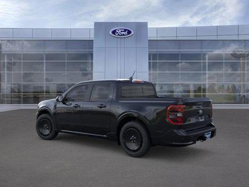 2025 Ford Maverick Lobo Standard