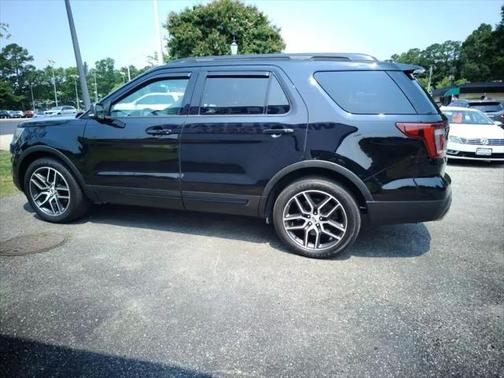 2017 Ford Explorer sport