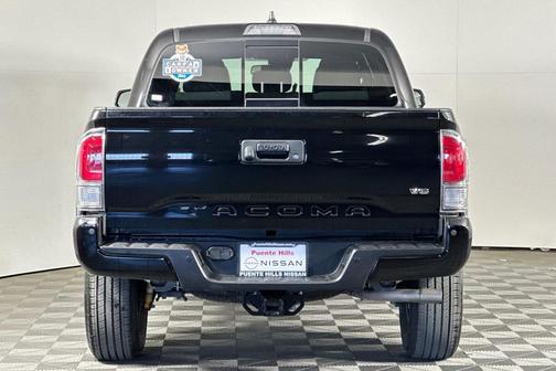 2023 Toyota Tacoma TRD Off-Road