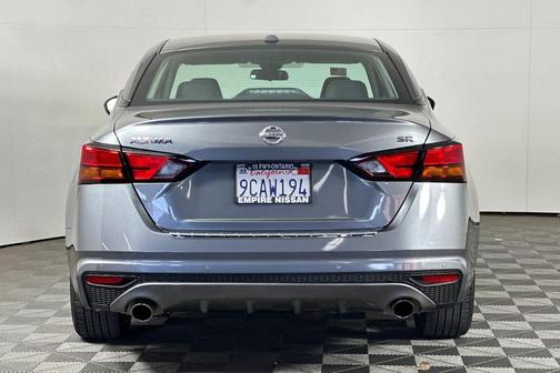 2022 Nissan Altima SR FWD