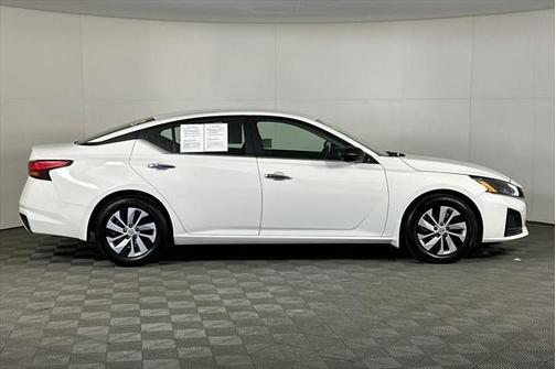 2024 Nissan Altima S FWD