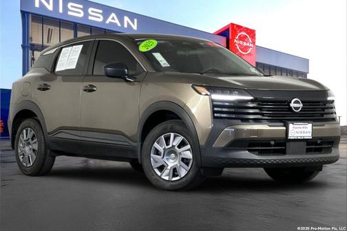 2025 Nissan Kicks S