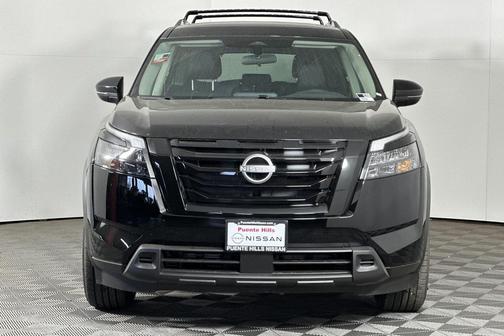 2025 Nissan Pathfinder SV FWD