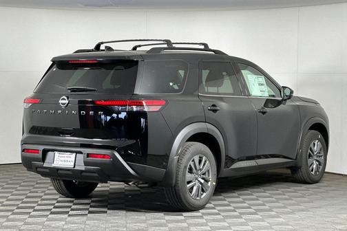 2025 Nissan Pathfinder SV FWD