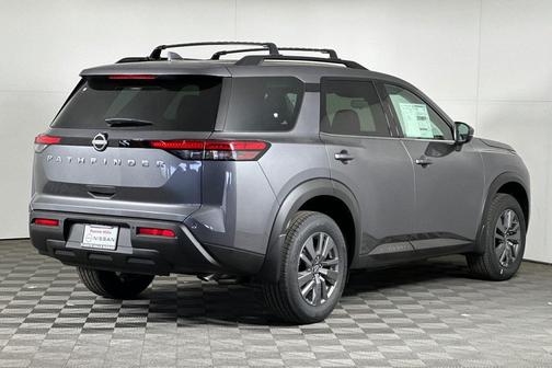 2025 Nissan Pathfinder SV FWD