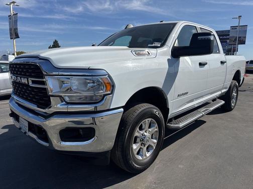 2024 RAM 2500 Big Horn Crew Cab 4x4 6'4' Box