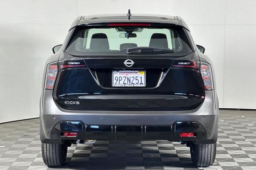 2025 Nissan Kicks S