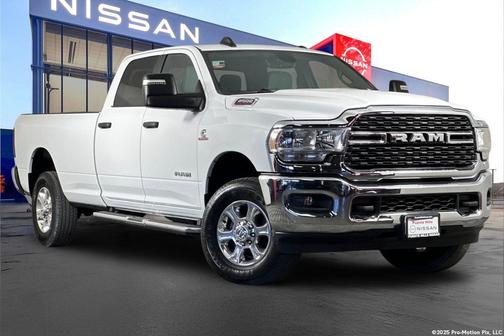 2023 RAM 2500 Big Horn Crew Cab 4x4 8' Box