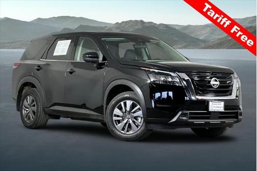 2025 Nissan Pathfinder S FWD