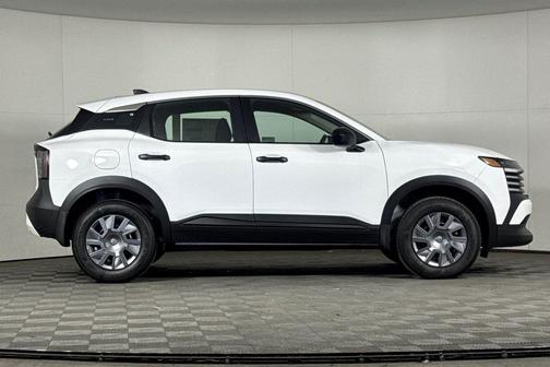 Fresh Powder 2026 Nissan Kicks S