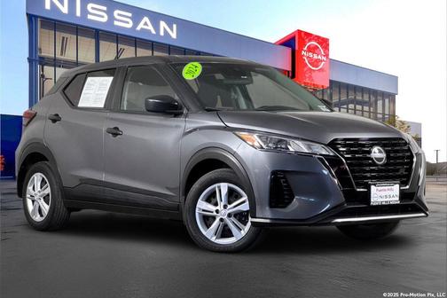 Gun Metallic 2024 Nissan Kicks S