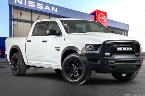 2024 RAM 1500 Classic Warlock Crew Cab 4x2 5'7' Box