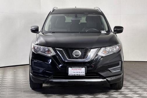 Magnetic Black 2018 Nissan Rogue SV