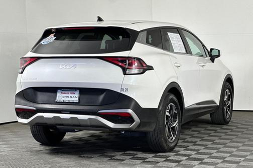 2023 Kia Sportage LX