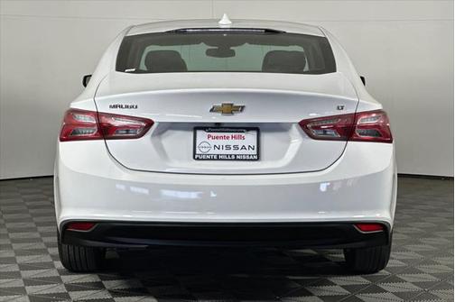 2022 Chevrolet Malibu FWD LT
