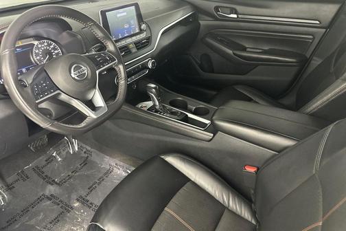 2022 Nissan Altima SR FWD