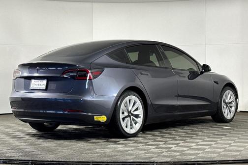 2022 Tesla Model 3 Standard Range