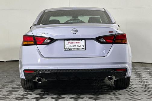 2025 Nissan Altima SR FWD