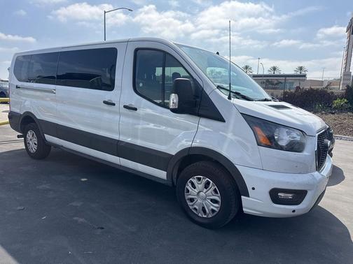 2024 Ford Transit-350 XLT