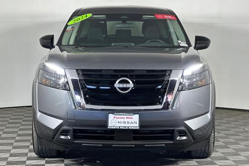 2024 Nissan Pathfinder S FWD