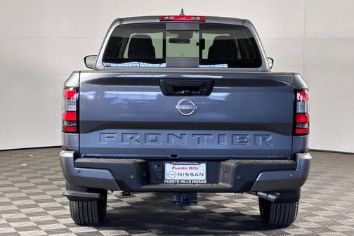 Gun Metallic 2026 Nissan Frontier SV
