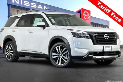 2025 Nissan Pathfinder Platinum FWD
