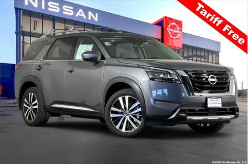 2025 Nissan Pathfinder Platinum FWD