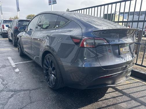 2023 Tesla Model Y Performance Dual Motor All-Wheel Drive