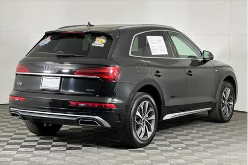2023 Audi Q5 45 S line Premium Plus