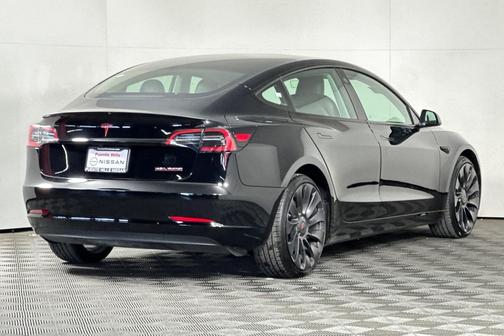 2023 Tesla Model 3 Performance