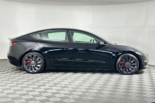 2023 Tesla Model 3 Performance