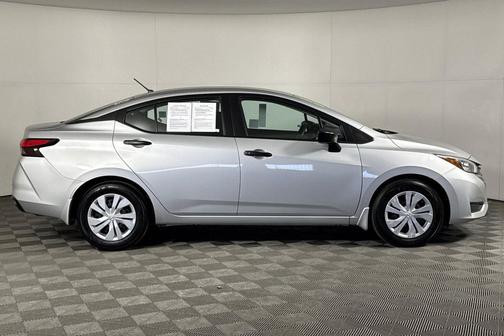 Brilliant Silver Metallic 2025 Nissan Versa 1.6 S