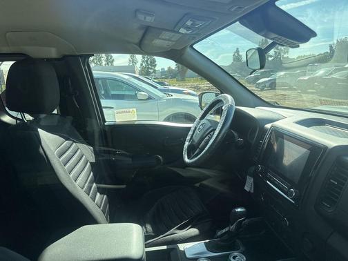 2024 Nissan Frontier S