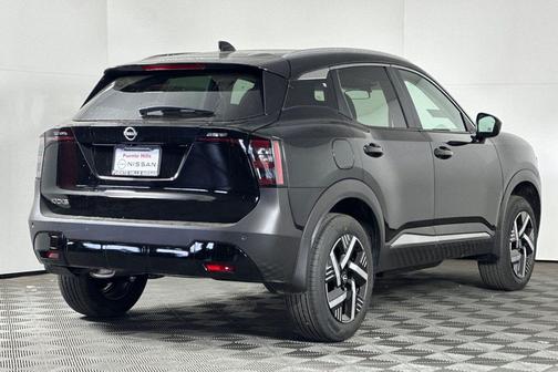 Super Black 2026 Nissan Kicks SV