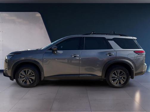 2024 Nissan Pathfinder SV FWD