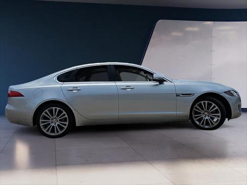 2020 Jaguar XF 25t Prestige RWD Automatic