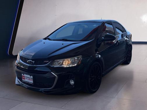 Mosaic Black Metallic 2018 Chevrolet Sonic LT