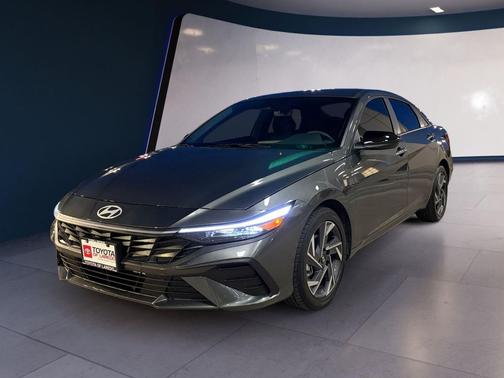 2025 Hyundai ELANTRA Sport