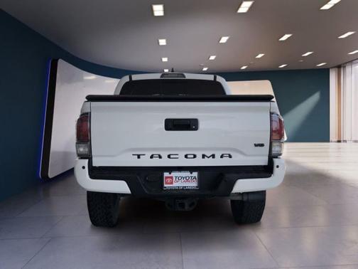 2020 Toyota Tacoma TRD Sport