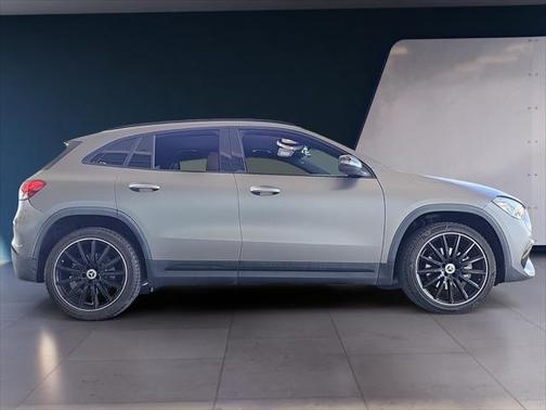 2021 Mercedes-Benz GLA 250 Base 4MATIC