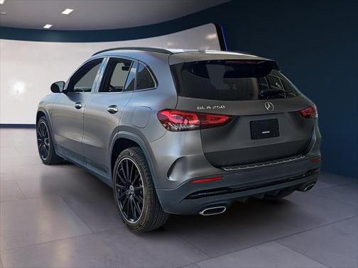 2021 Mercedes-Benz GLA 250 Base 4MATIC