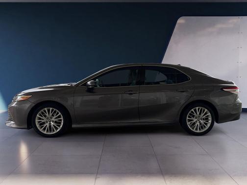 2020 Toyota Camry XLE