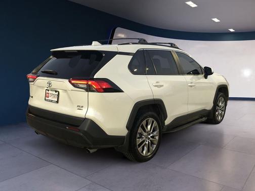 2022 Toyota RAV4 XLE Premium
