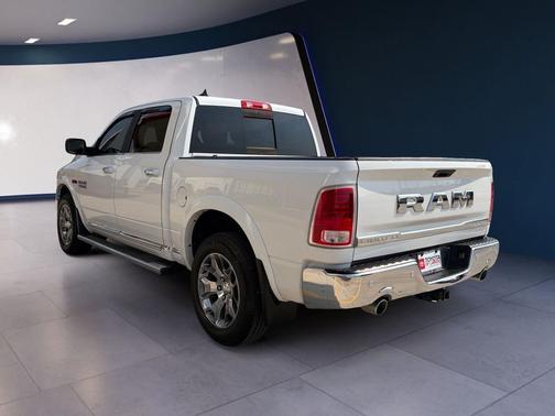 Bright White Clearcoat 2017 RAM 1500 Limited Crew Cab 4x4 5'7' Box